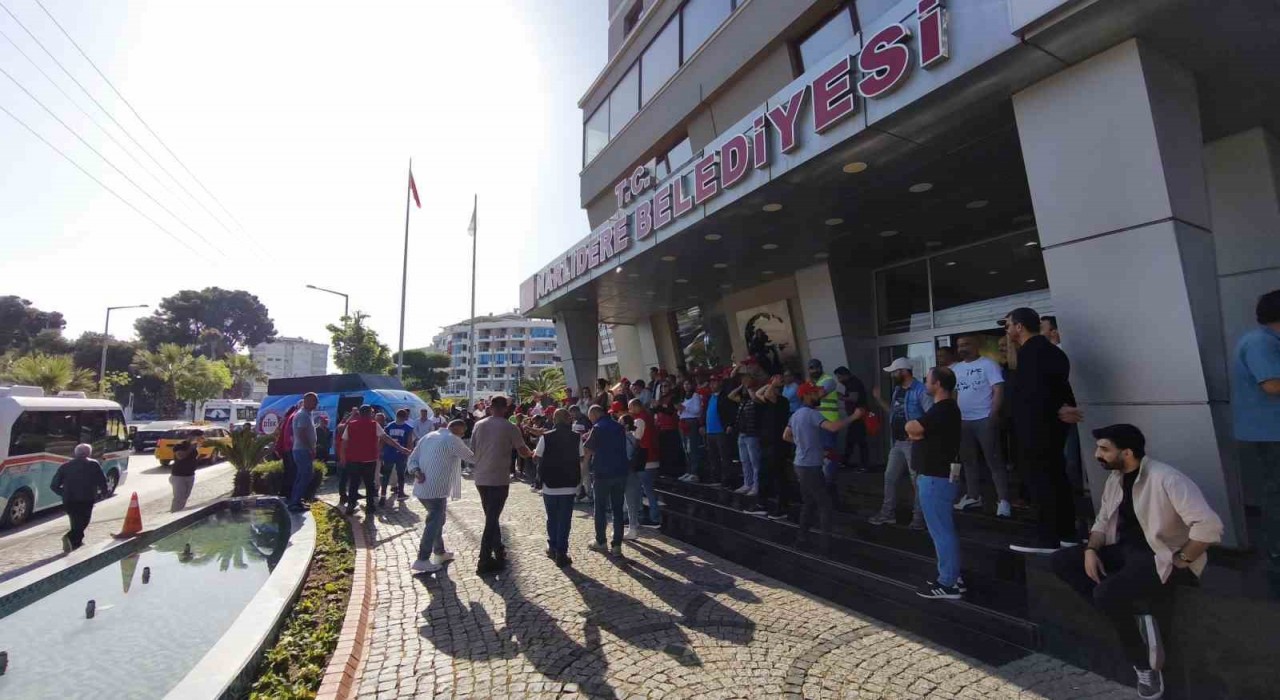 CHPli Narlıdere Belediyesinde işçiler greve gidiyor
