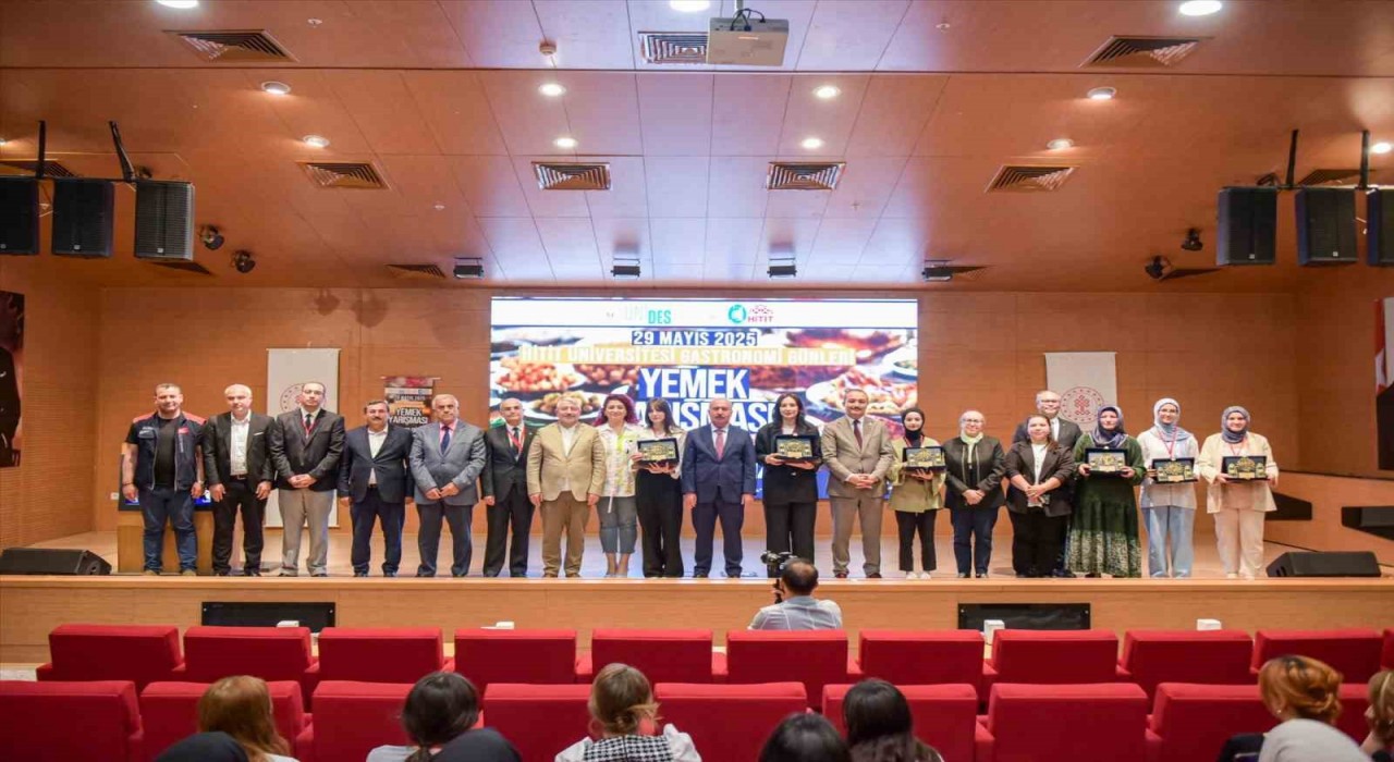 Çorumda Türk Mutfağı Haftası gastronomi yarışmasıyla kutlandı