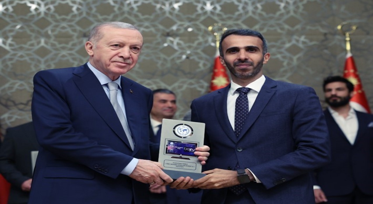 Cumhurbaşkanı Erdoğandan beIN SPORTSa ödül