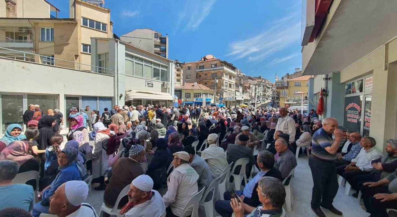 Demircide hac kafilesi yola çıktı