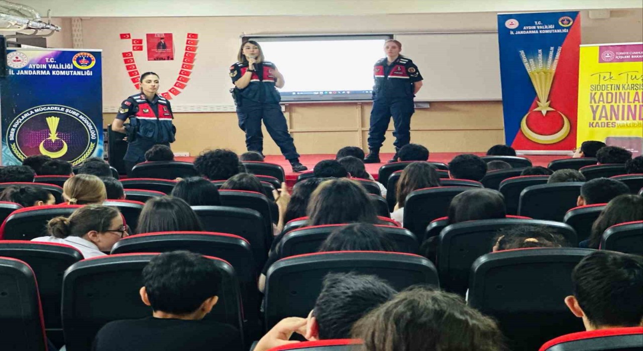 Didimde öğrencilere ‘siber zorbalık anlatıldı