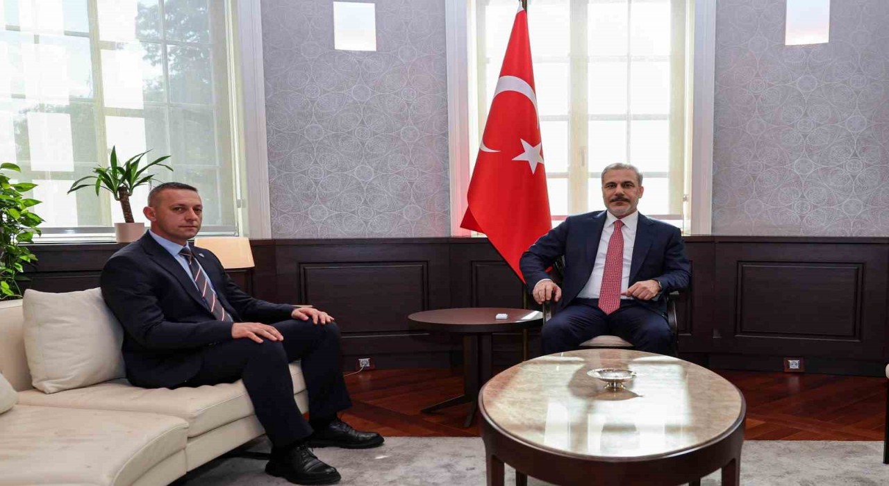 Dışişleri Bakanı Fidan, Sırp milletvekili Şkriyeli kabul etti