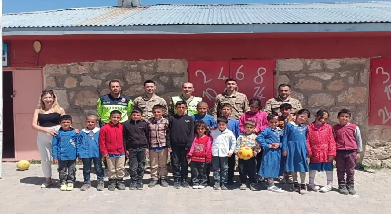 Diyadinde öğrencilere güvenlik semineri