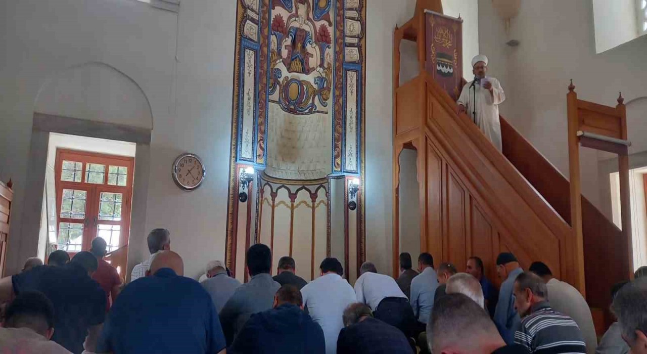 Diyanetten gençlere ‘evlenin ebeveynlere de ‘evlilikleri zorlaştırmayın çağrısı