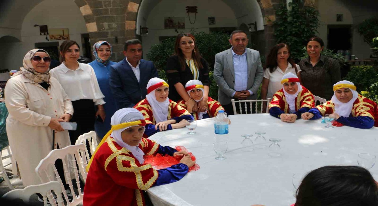 Diyarbakırda Engelliler Haftası çeşitli etkinliklerle kutlandı