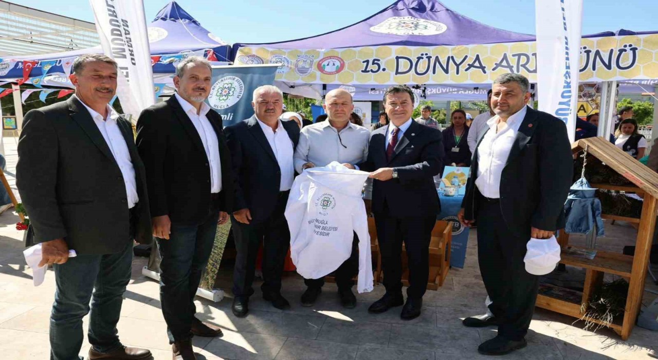 ‘Dünya Arıcılık Günü Muğlada kutlandı