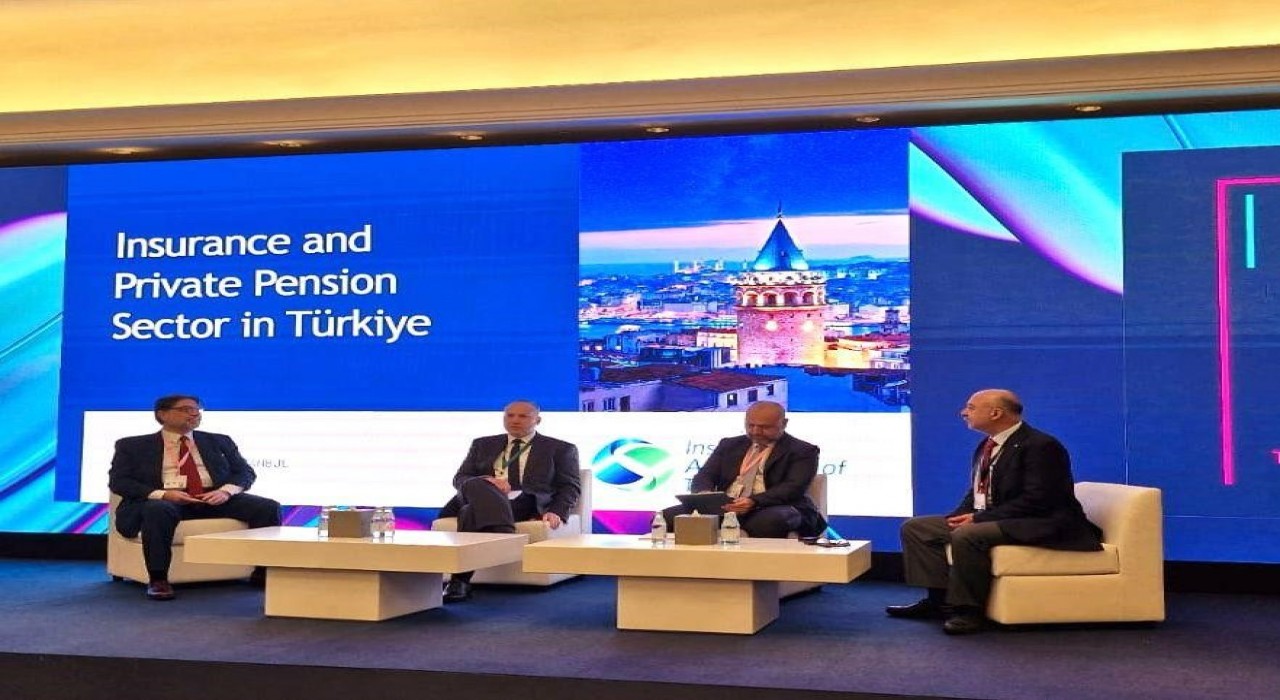 Dünya Sigorta Kongresinde Türkiye oturumuna yoğun ilgi