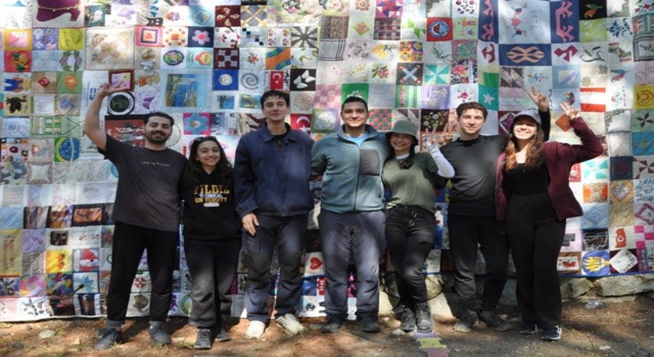 Dünyayı gezen yorgan