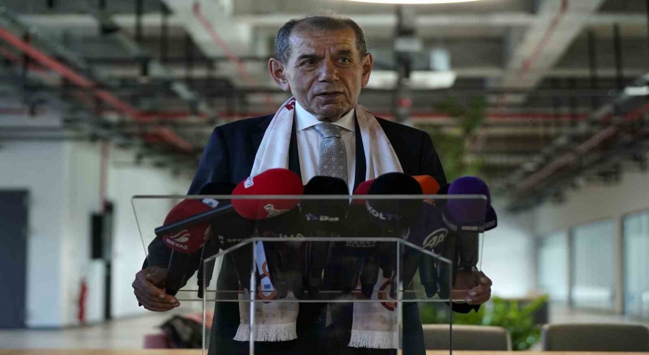 Dursun Özbek: Muslera ile 1 sezon daha kalması için konuştum