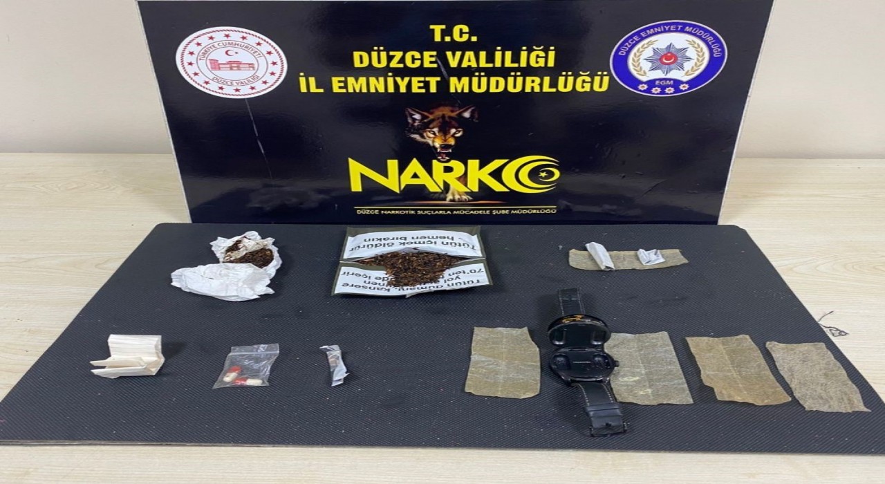 Düzcede 2 uyuşturucu taciri tutuklandı