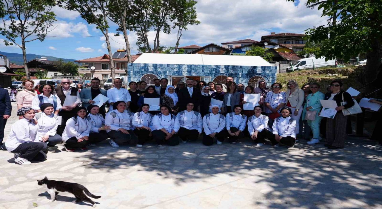 Düzcede Müzeler Haftasına antik tiyatro ev sahipliği yaptı