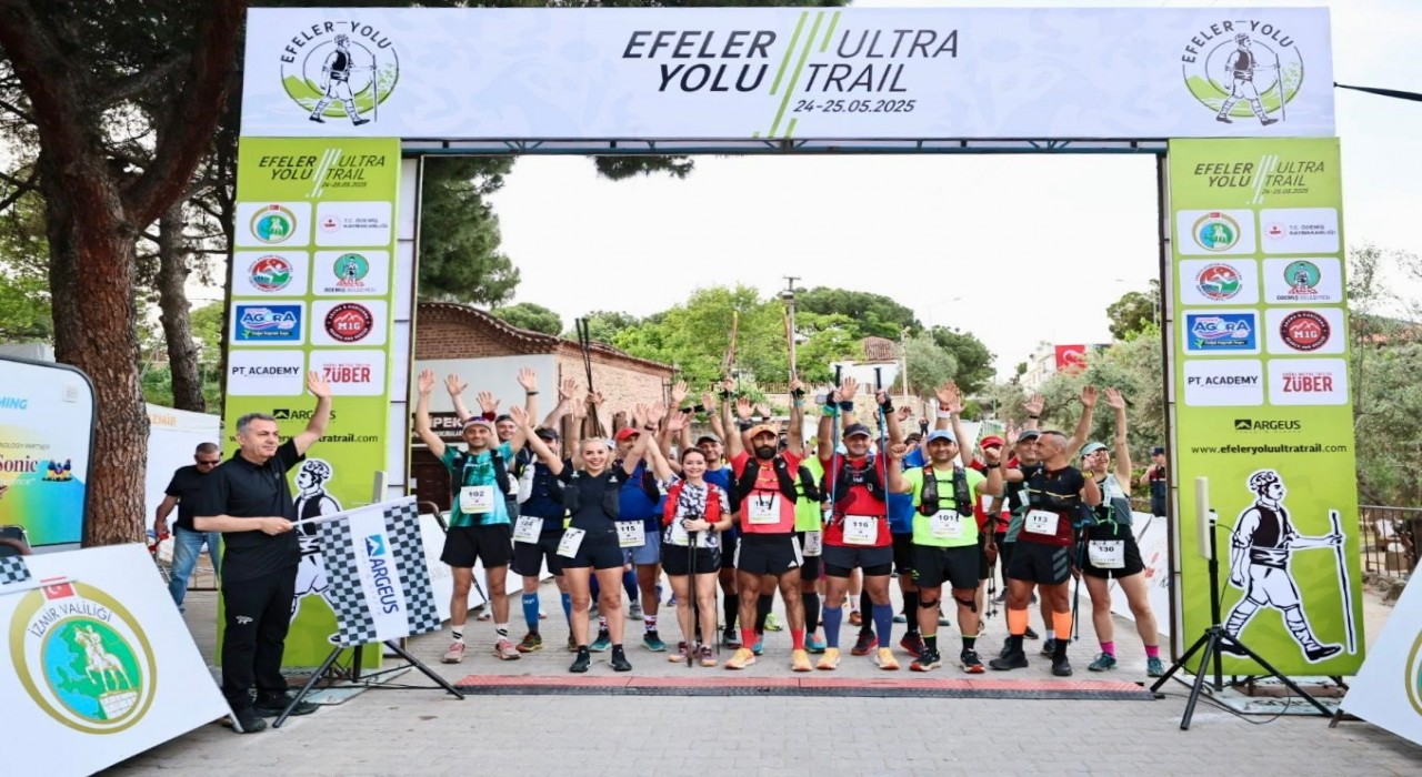 Efeler Yolu Ultra Trailde start verildi