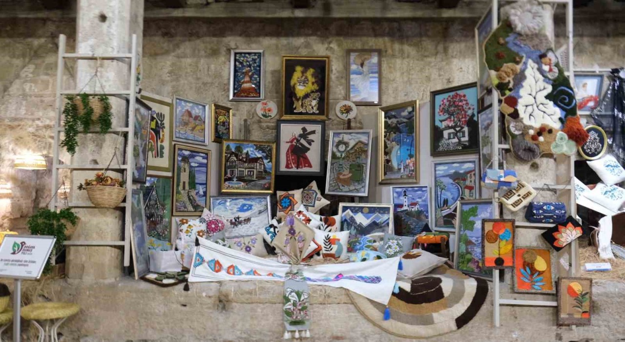 El emeği göz nuru eserler Doğanın Yansımaları sergisinde sanatseverlerle buluştu