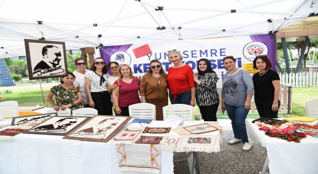 El emeği göz nuru ürünler Atatürk Kent Parkında satışta
