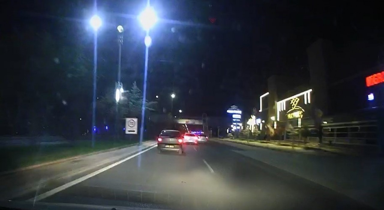 Elazığda makas atan sürücü kameralara yansıdı