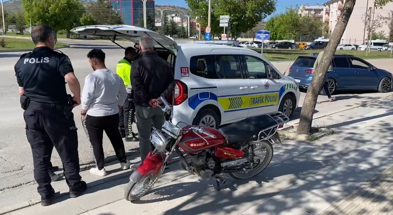 Elazığda trafik kazası: 2 yaralı