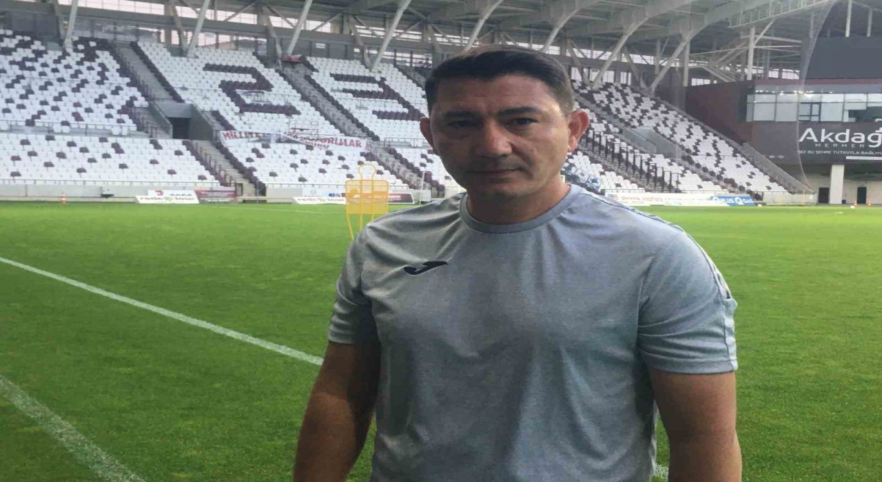 Elazığspor Teknik Direktörü Fırat Gül: Şehrin beklentisinin farkındayız