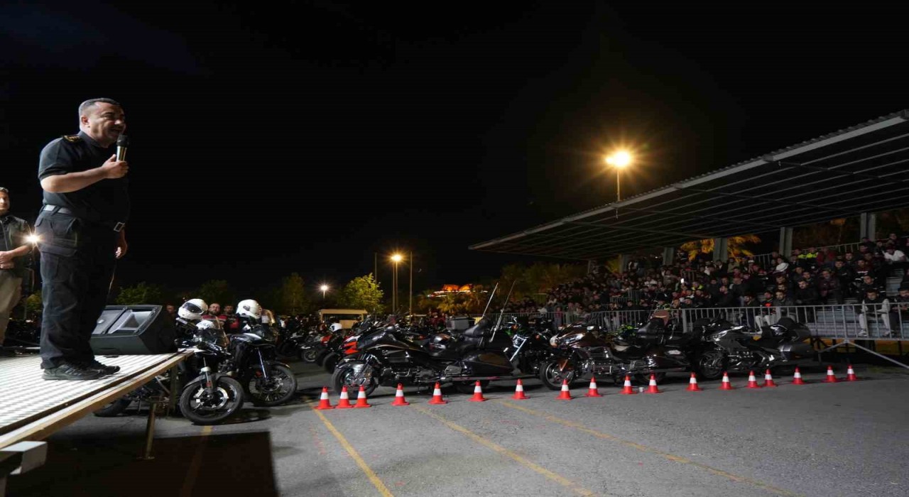 Emniyet Müdürü Arıbaş motosiklet sürücülerine seslendi: Samsunda kask duyarlılığı oluşturalım