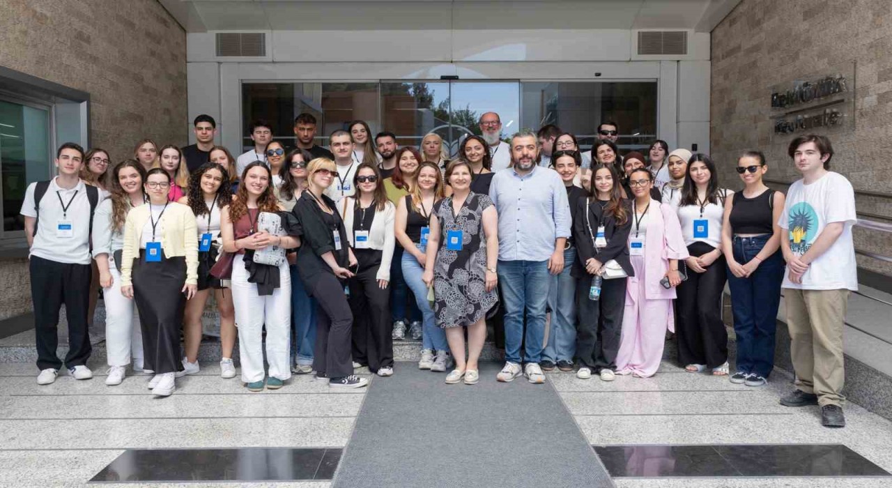Erasmus öğrencileri İzmirde buluştu