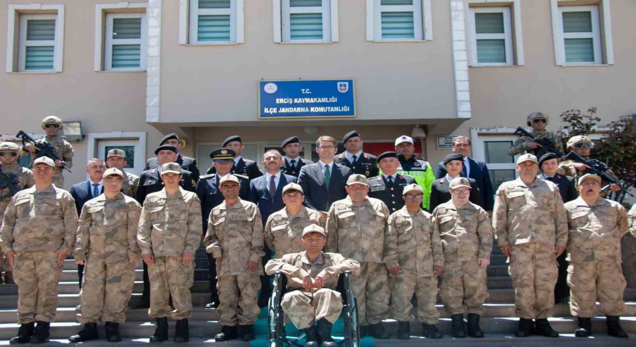 Ercişte temsili askerlik töreni düzenlendi