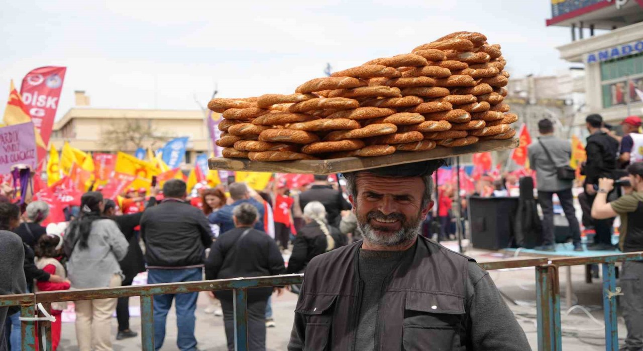 Erzincanda 1 Mayıs İşçi Bayramı kutlandı