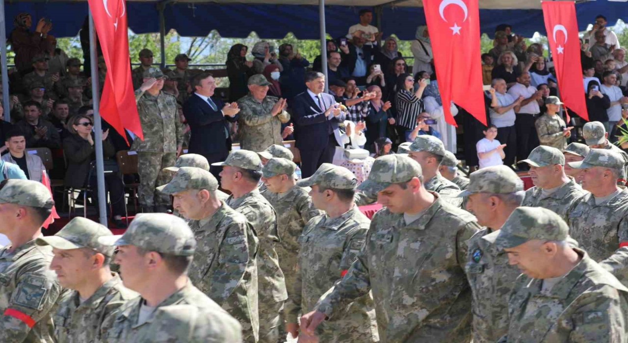 Erzincanda 54 engelli gencin askerlik hayali gerçek oldu