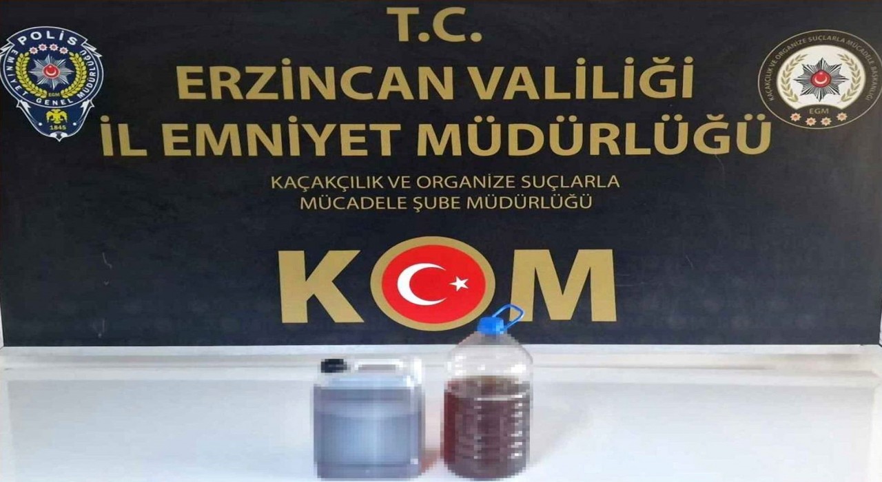 Erzincanda 8 litre kaçak içki ele geçirildi