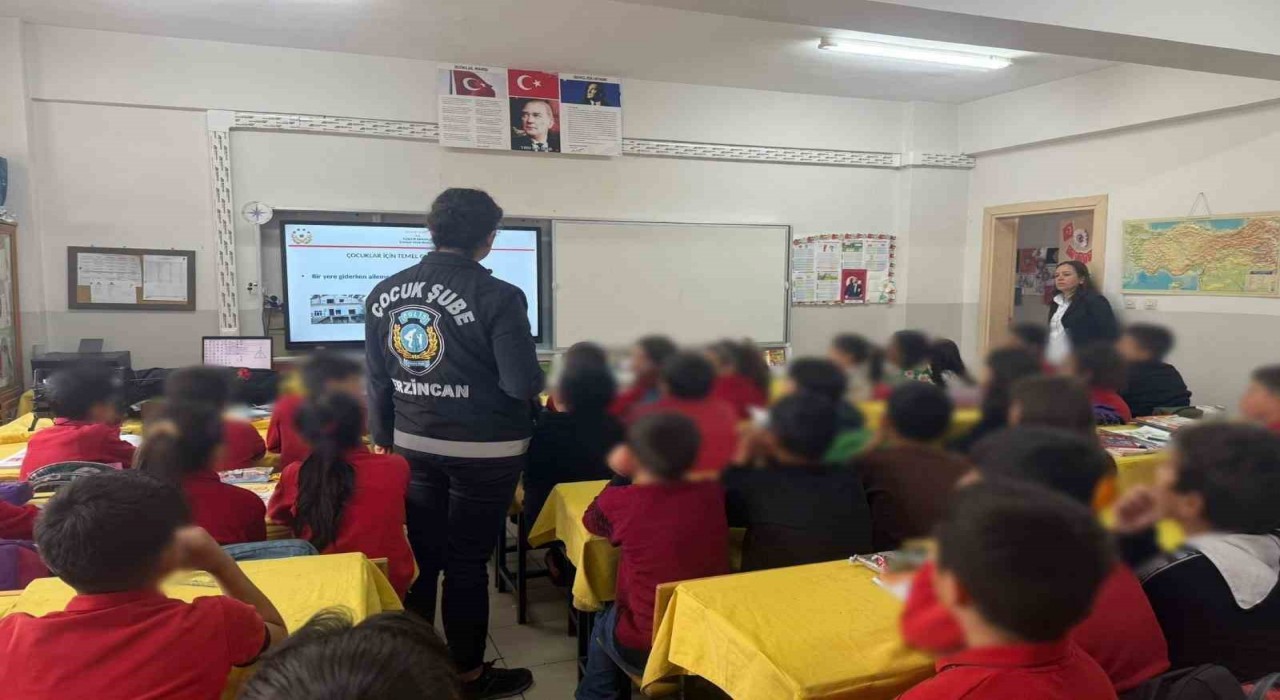 Erzincanda çocuk polisi bilgilendiriyor