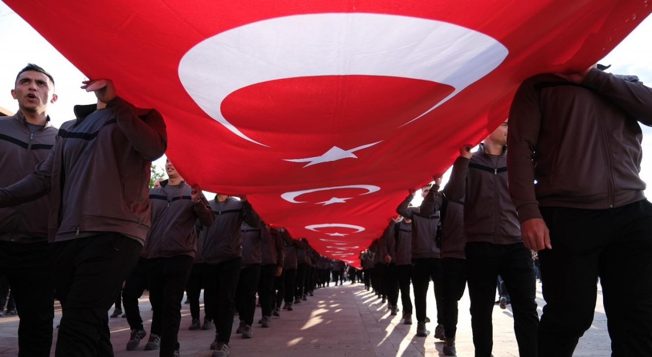 Erzincanda Gençlik Yürüyüşü yapıldı