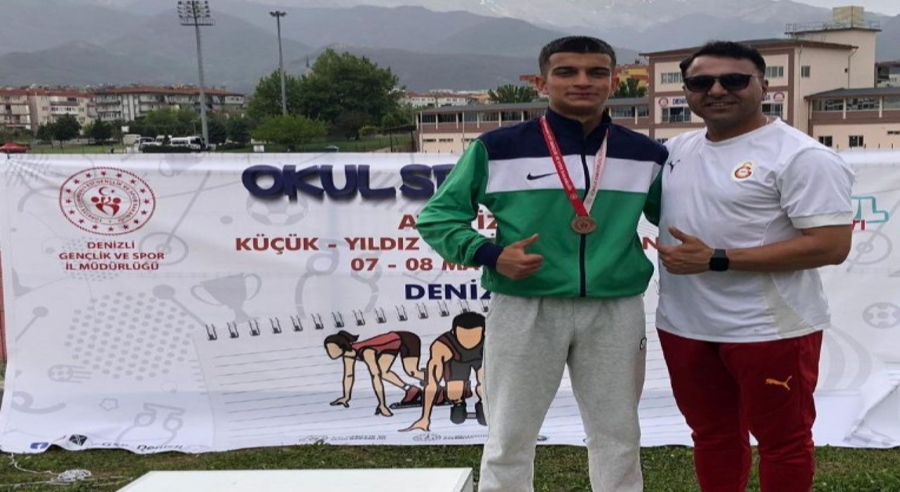 Erzincanlı atlet Türkiye üçüncüsü oldu