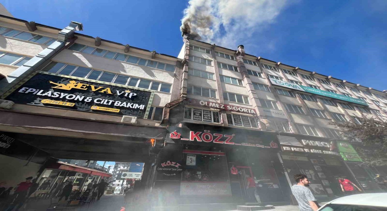 Erzurumda korkutan baca yangını