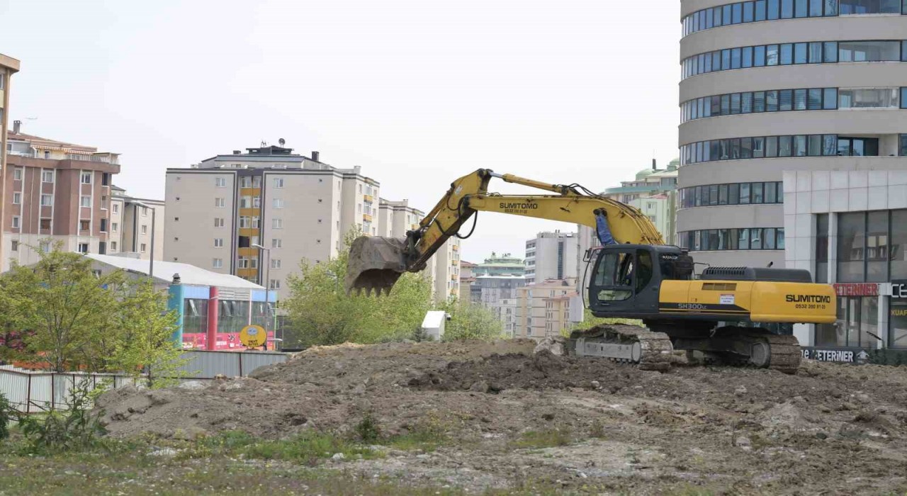 Esenyurt Barbaros Hayrettin Paşa Mahallesinde 24 derslikli okulun yapımına başlandı