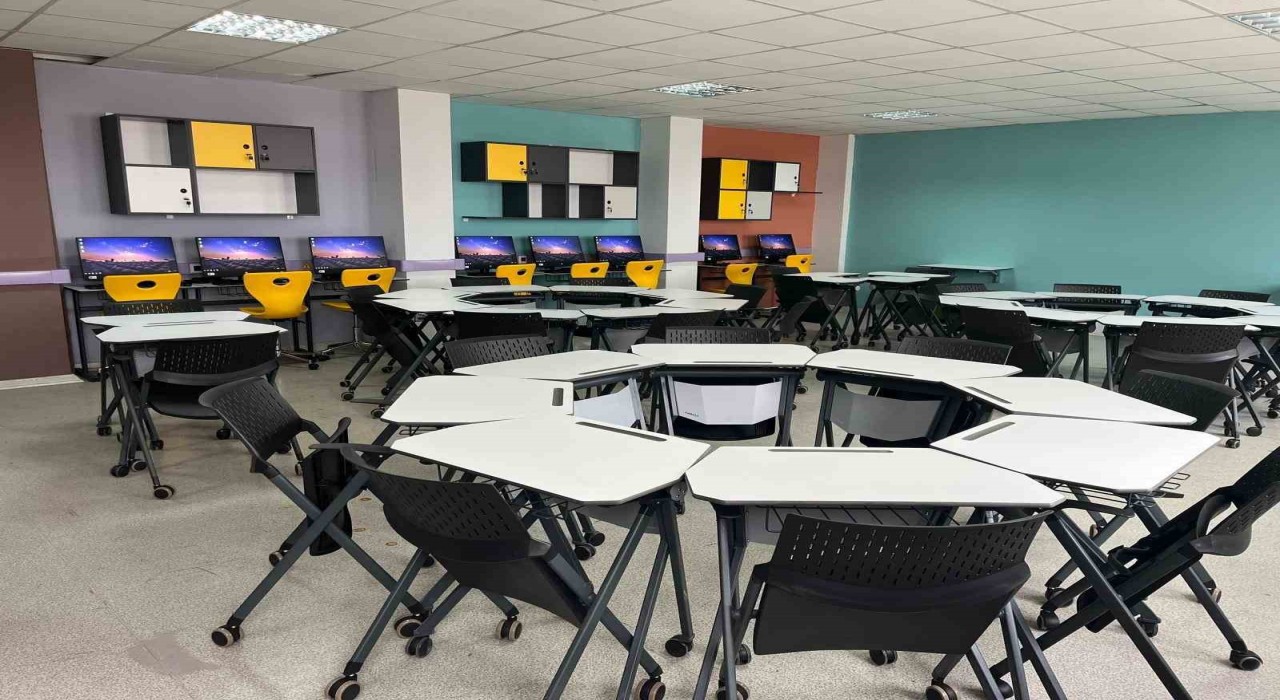 Eskişehirde 45 okulda BT Laboratuvarları ve Yenilikçi Sınıflar yenileniyor