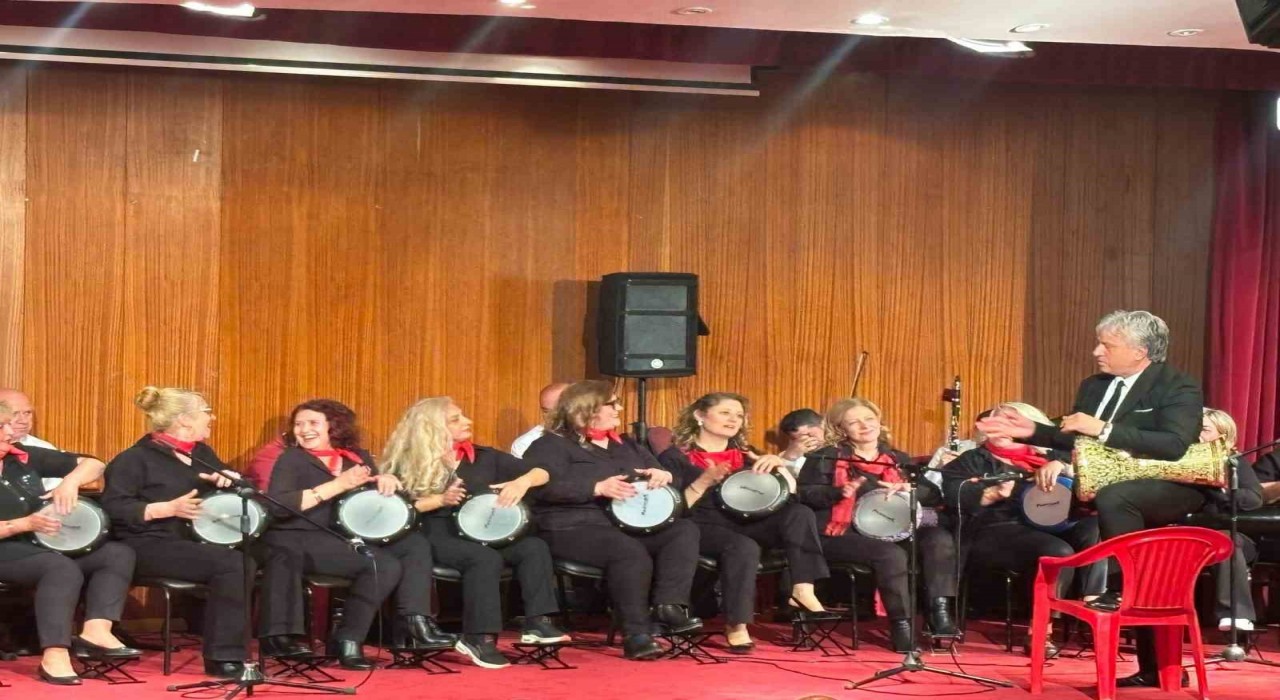 Eskişehirde düzenlenen ‘Ritim Konseri birbirinden güzel eserler seslendirdi