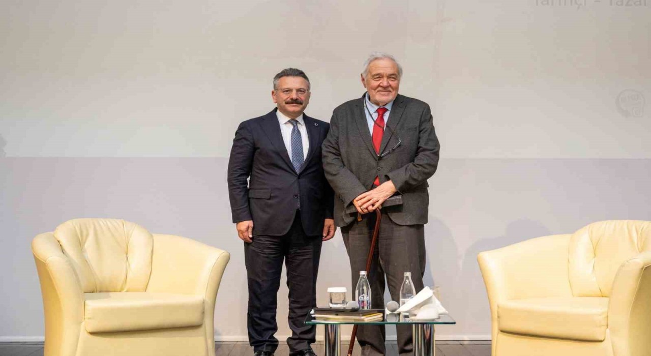 Eskişehirde İlber Ortaylının katılımıyla Türk Kültürü ve Yunus Emre söyleşisi düzenlendi