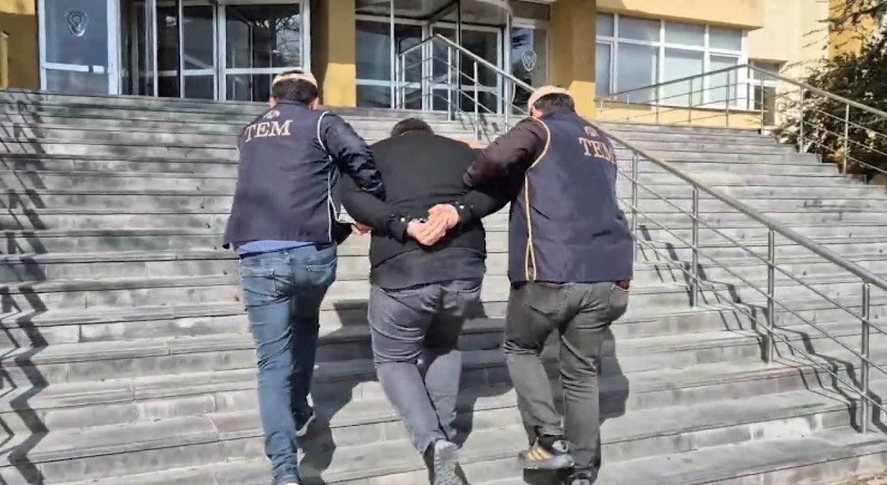 FETÖnün gaybubet evine operasyon: 3 gözaltı