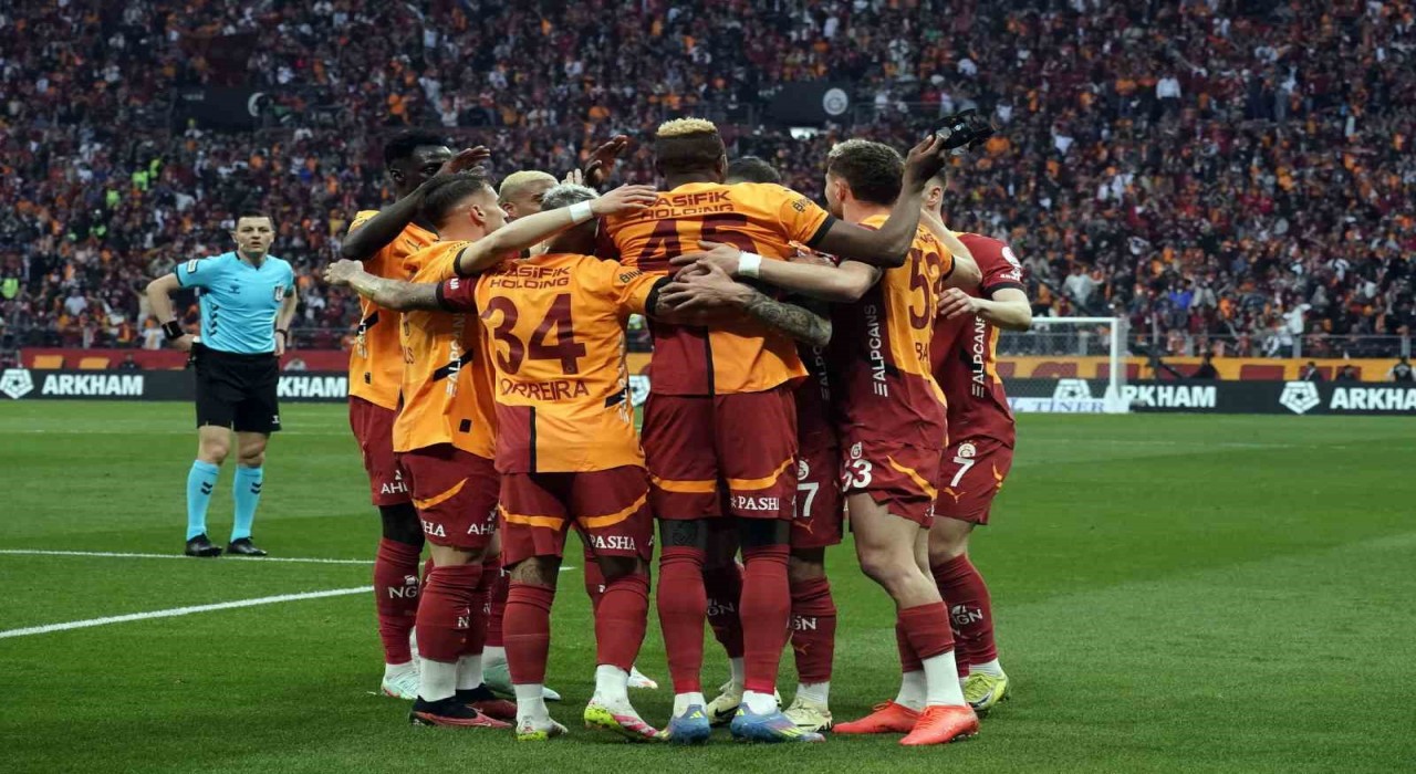 Galatasaray galibiyet serisini 6ya çıkardı