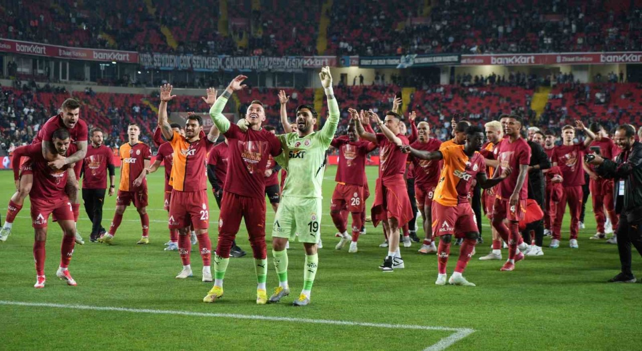 Galatasarayın kupa coşkusu