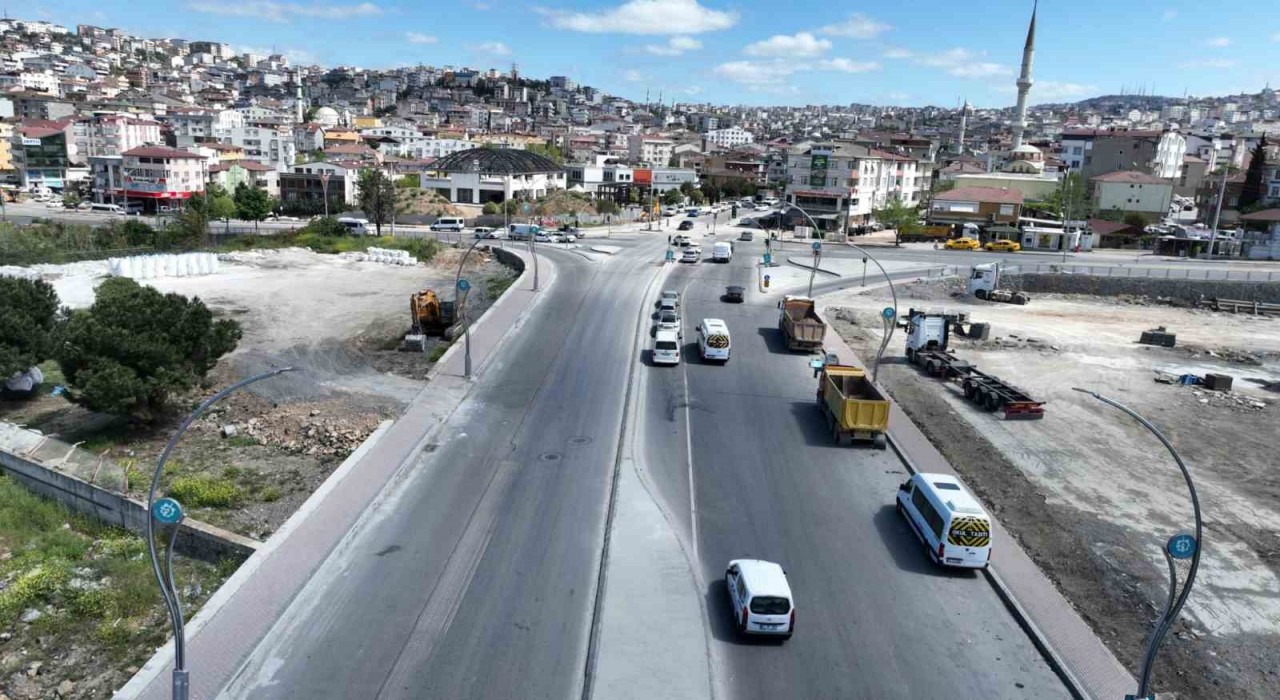 Gebze Ankara Caddesinde kavşaklar yenileniyor