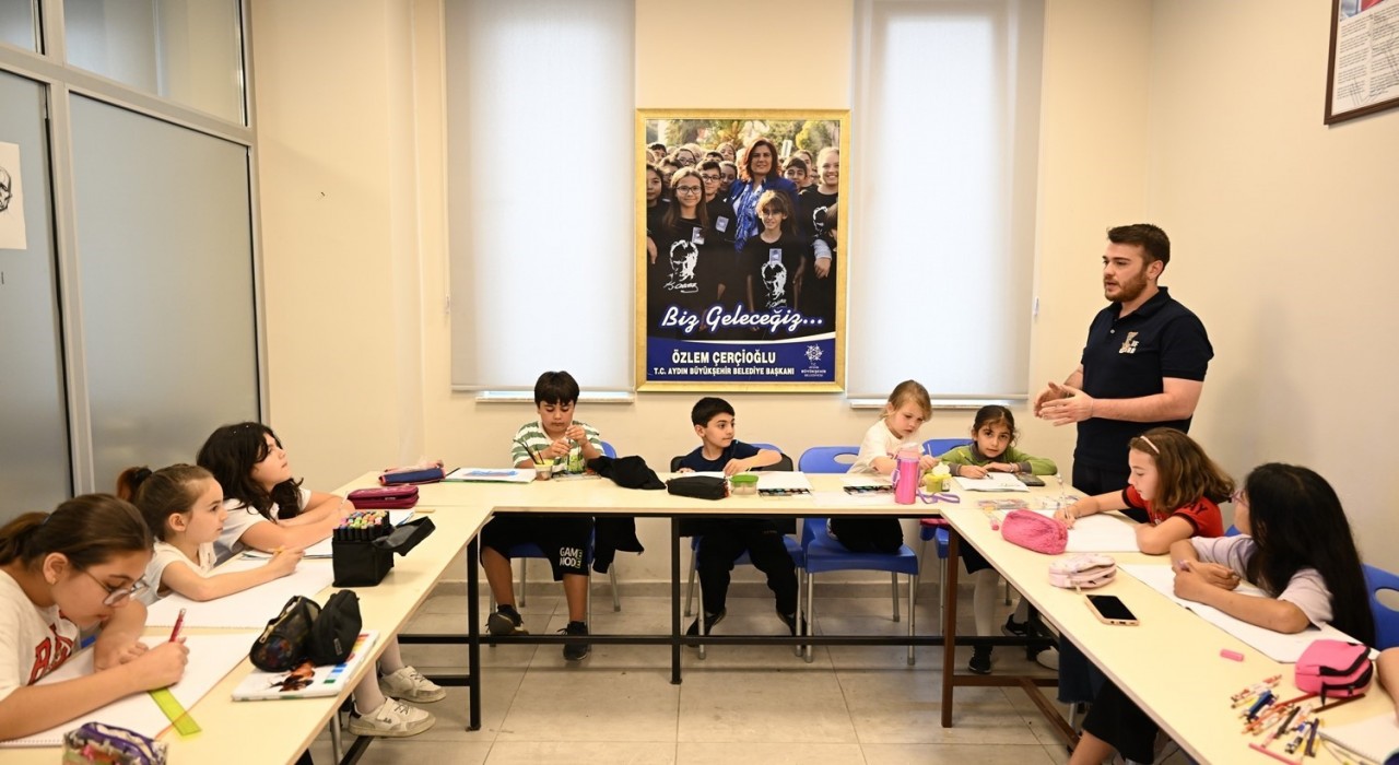 Geleceğin ressamları Aydında yetişiyor