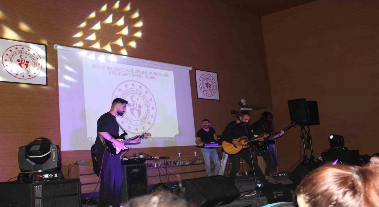 Gençlik Bayramında konser düzenlendi