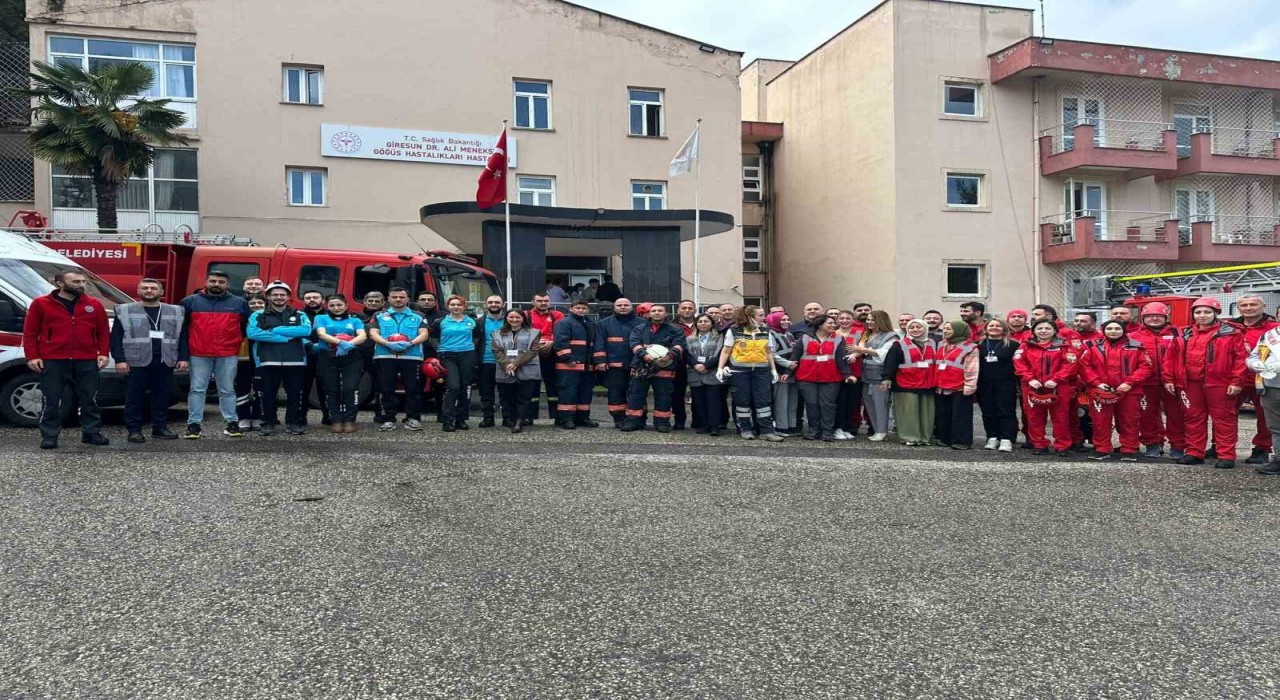 Giresunda hastanede gerçeği aratmayan tatbikat