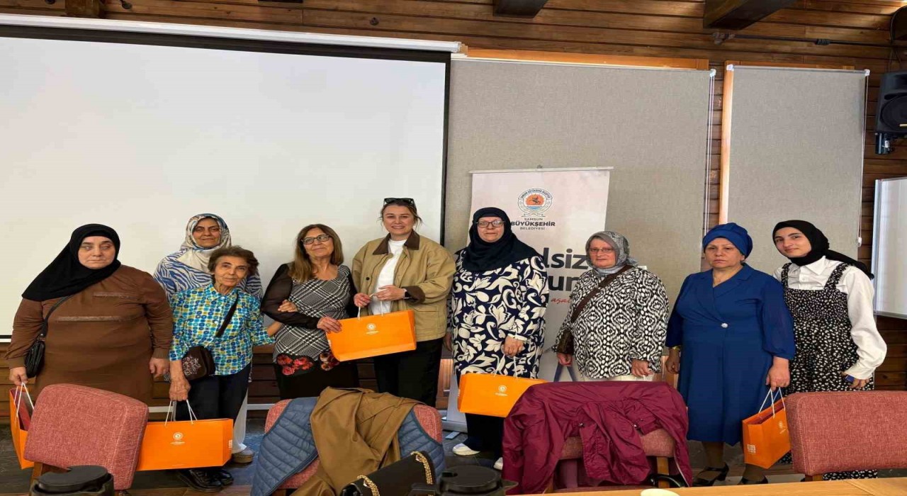 Görme engellilerden Anneler Günü buluşması