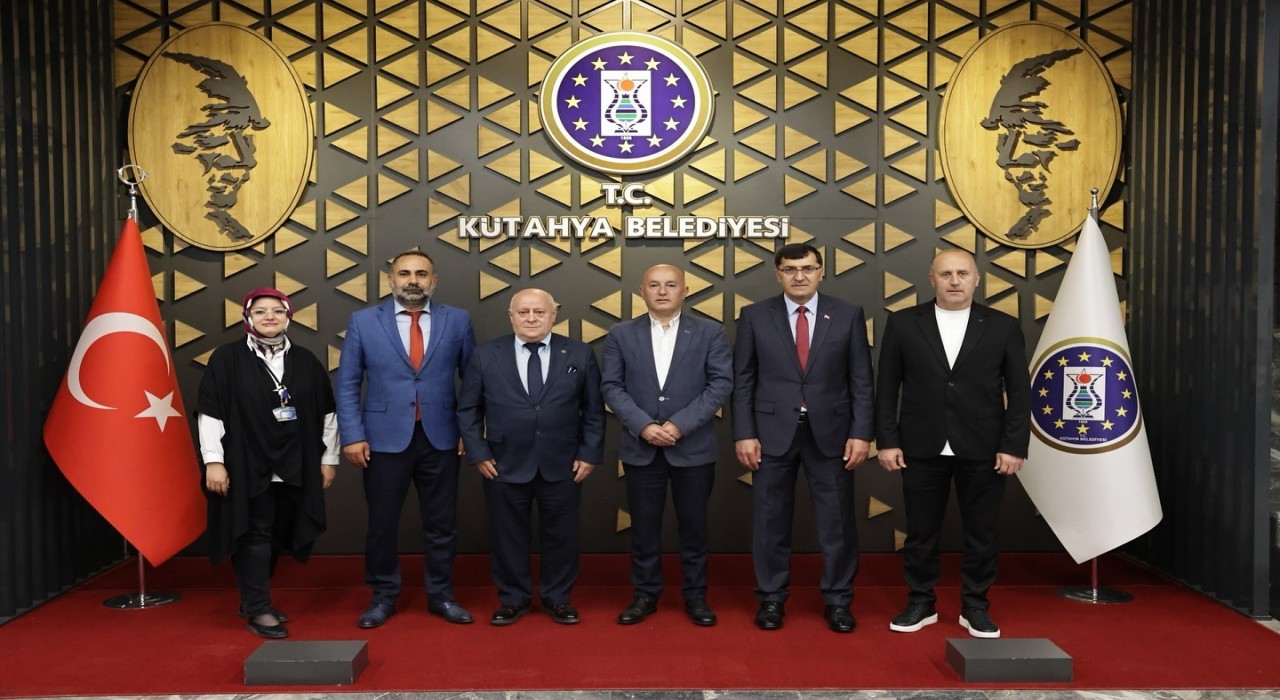 Gostivar heyetinden, Kütahya Belediye Başkanı Eyüp Kahveciye ziyaret