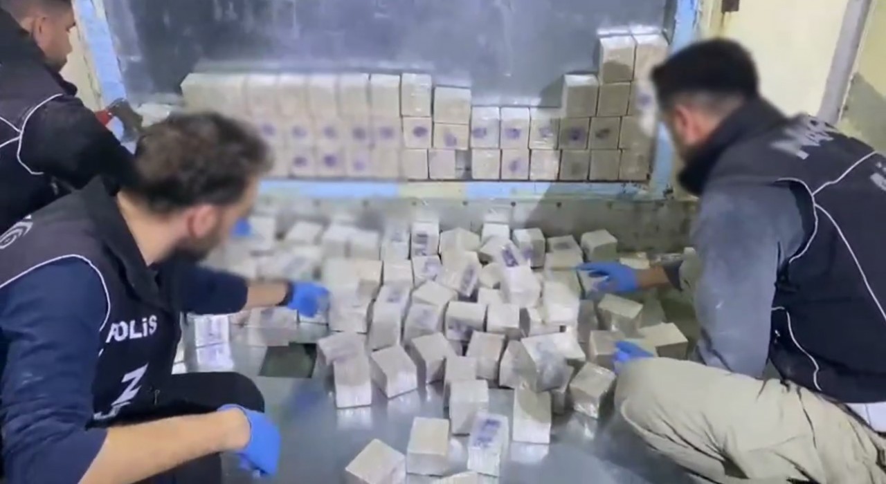 Gürbulak Sınır Kapısında 69 kilo eroin ele geçirildi