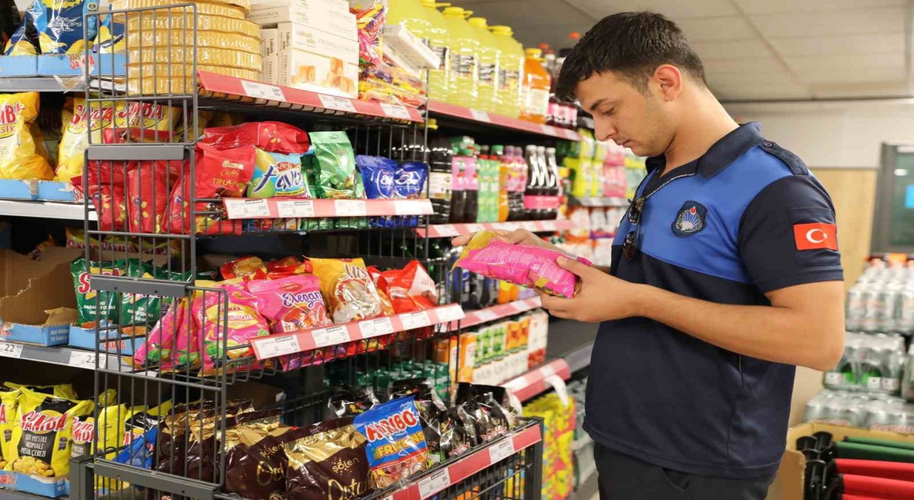 Haliliye Belediyesinden tatlı ve şekerleme satış noktalarına sıkı denetim