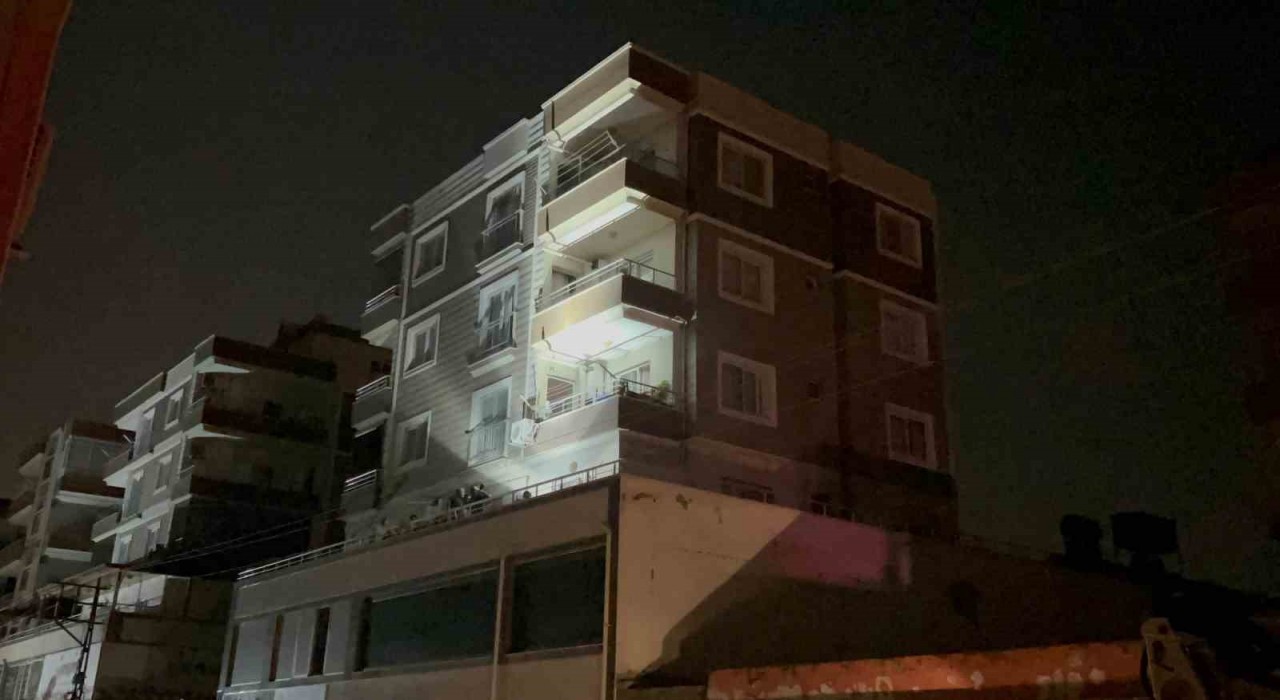 Hatayda 4. kattan düşen çocuk yaralandı