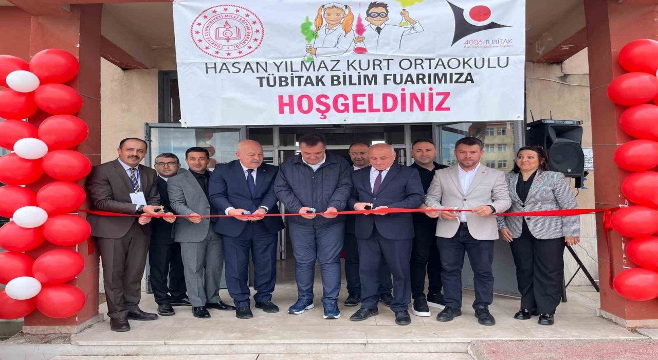 Hayraboluda ortaokul öğrencilerinden bilim şöleni