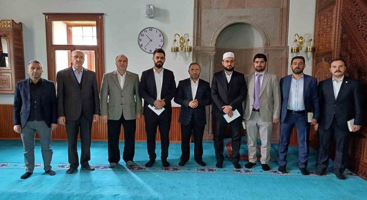 Hocalar Etkili Hutbe Sunumu için yarıştı