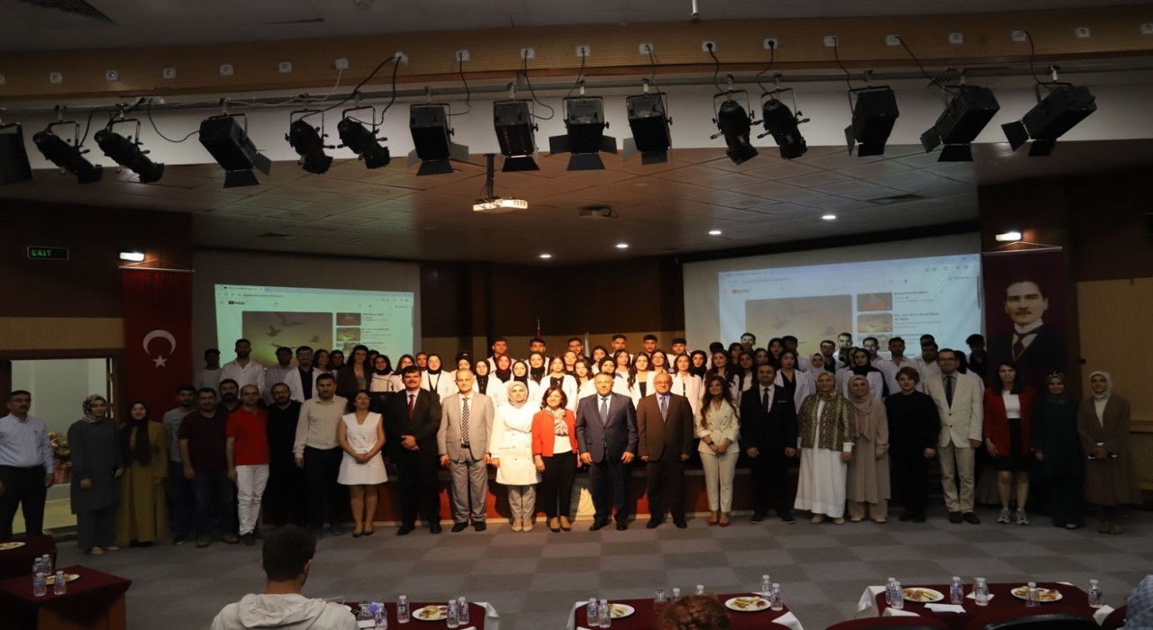 Iğdır Üniversitesinde Beyaz Önlük Giyme Töreni  düzenlendi